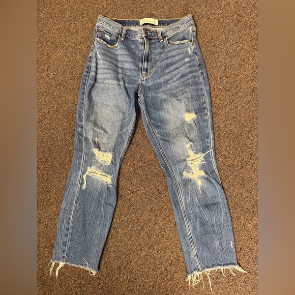 Abercrombie & Fitch The Mom Jean Ultra High Rise Womens 29/ 8 Raw Hem Distressed - Picture 1 of 10